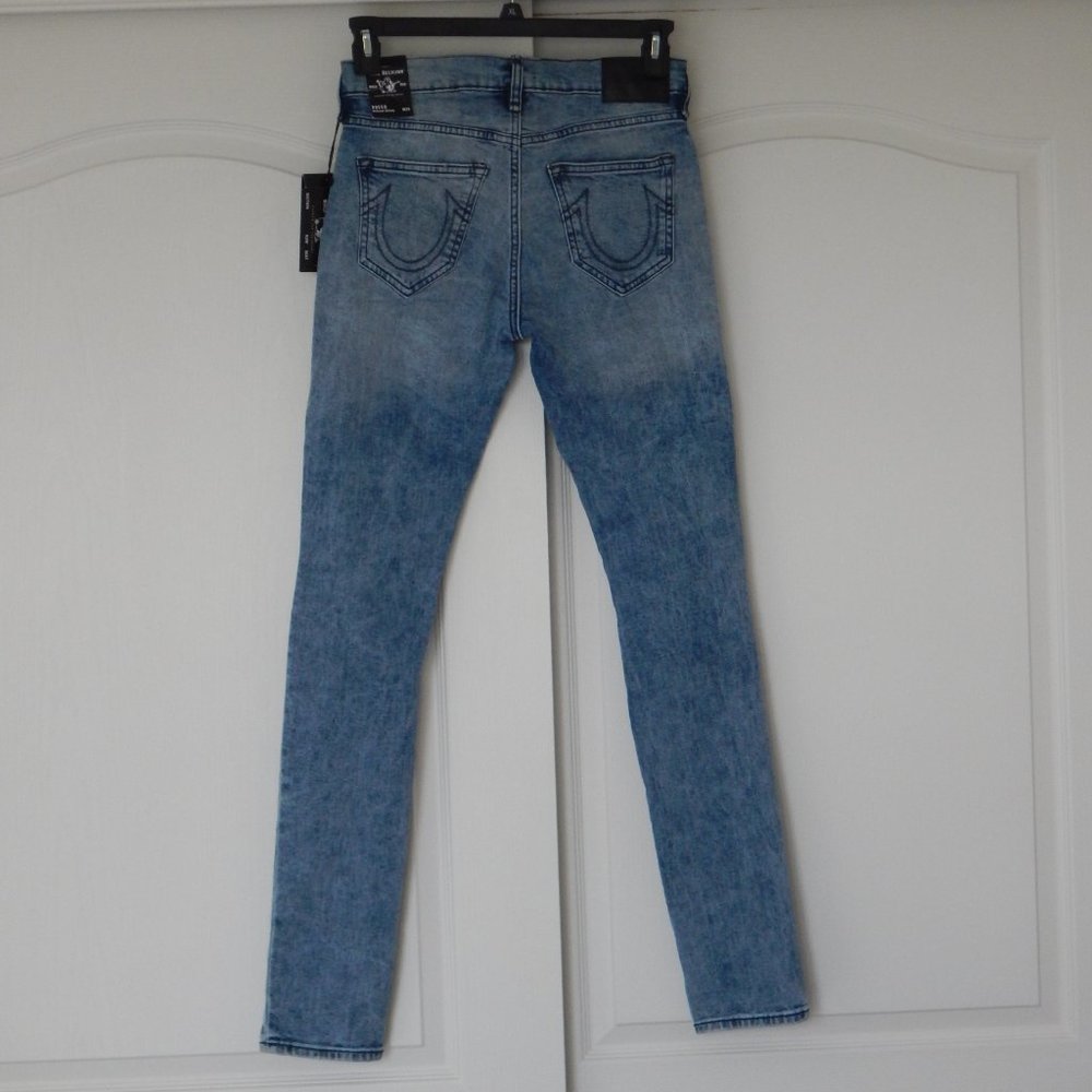 NWT True Religion ROCCO RENEGADE Relaxed Skinny LIGHT SUN BLAZE RIPPED Jeans